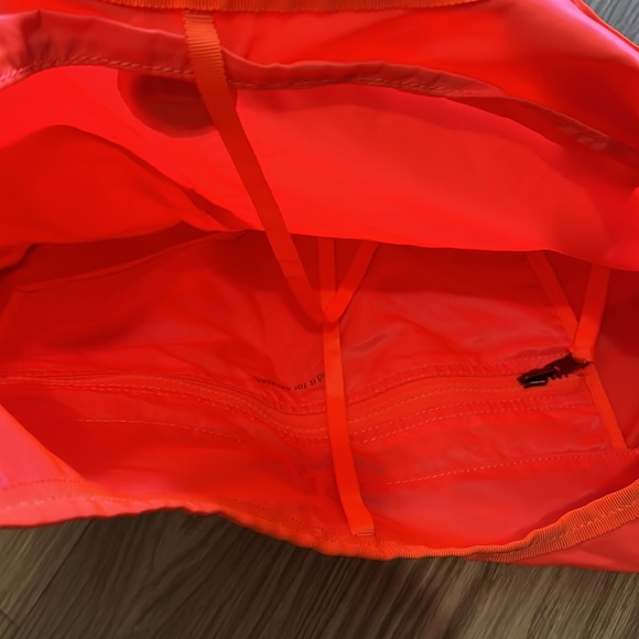 LULULEMON Post Savasana YOGA Nylon Tote Coral Neon Orange - Picture 12 of 17